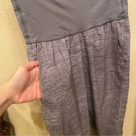 LULULEMON Women Gray Loose Fit Pants Size 6 - Picture 4 of 8